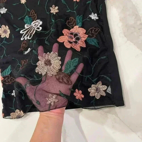 Como Vintage Sheer Black Floral Embroidered Top Women's XS Mesh Front Sexy Cute - Picture 5 of 7